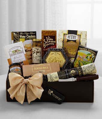 The FTD Exclusive Classic Gourmet Gift